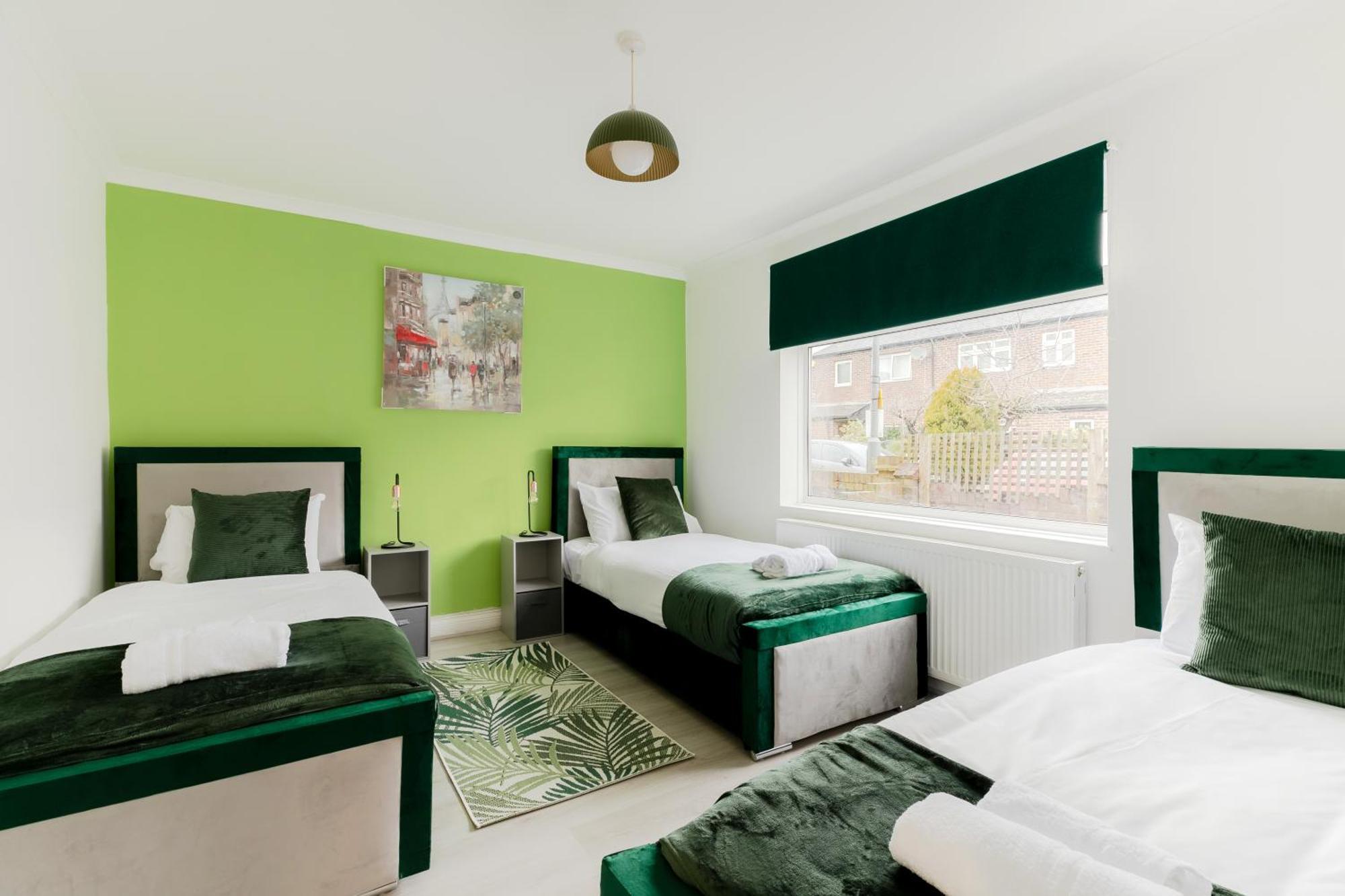 Villa 5Br House, Free Parking Offa12, Contractor, Big Families, Relocation Redbridge Exterior foto