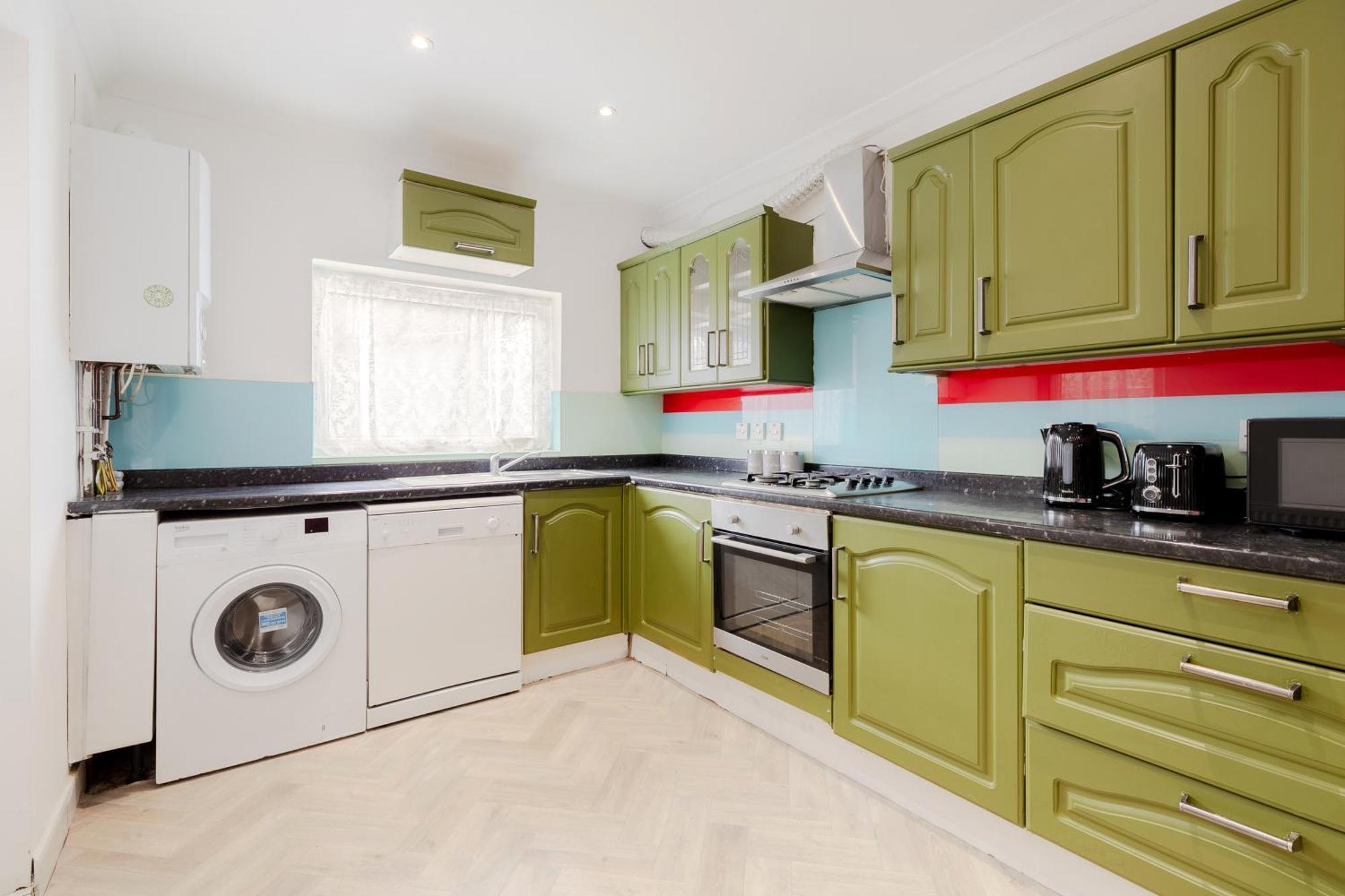Villa 5Br House, Free Parking Offa12, Contractor, Big Families, Relocation Redbridge Exterior foto